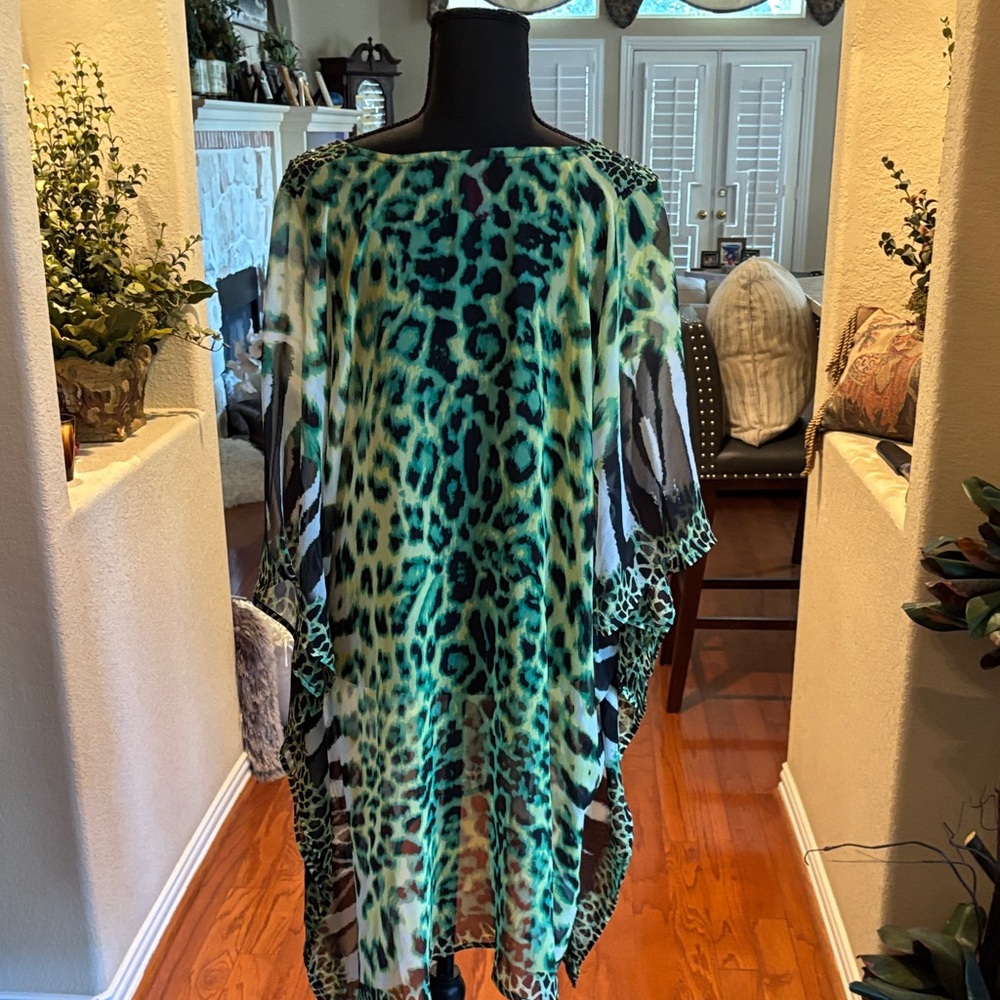 Vibrant Animal Print Swim Cover-Up - Picture 4 of 4